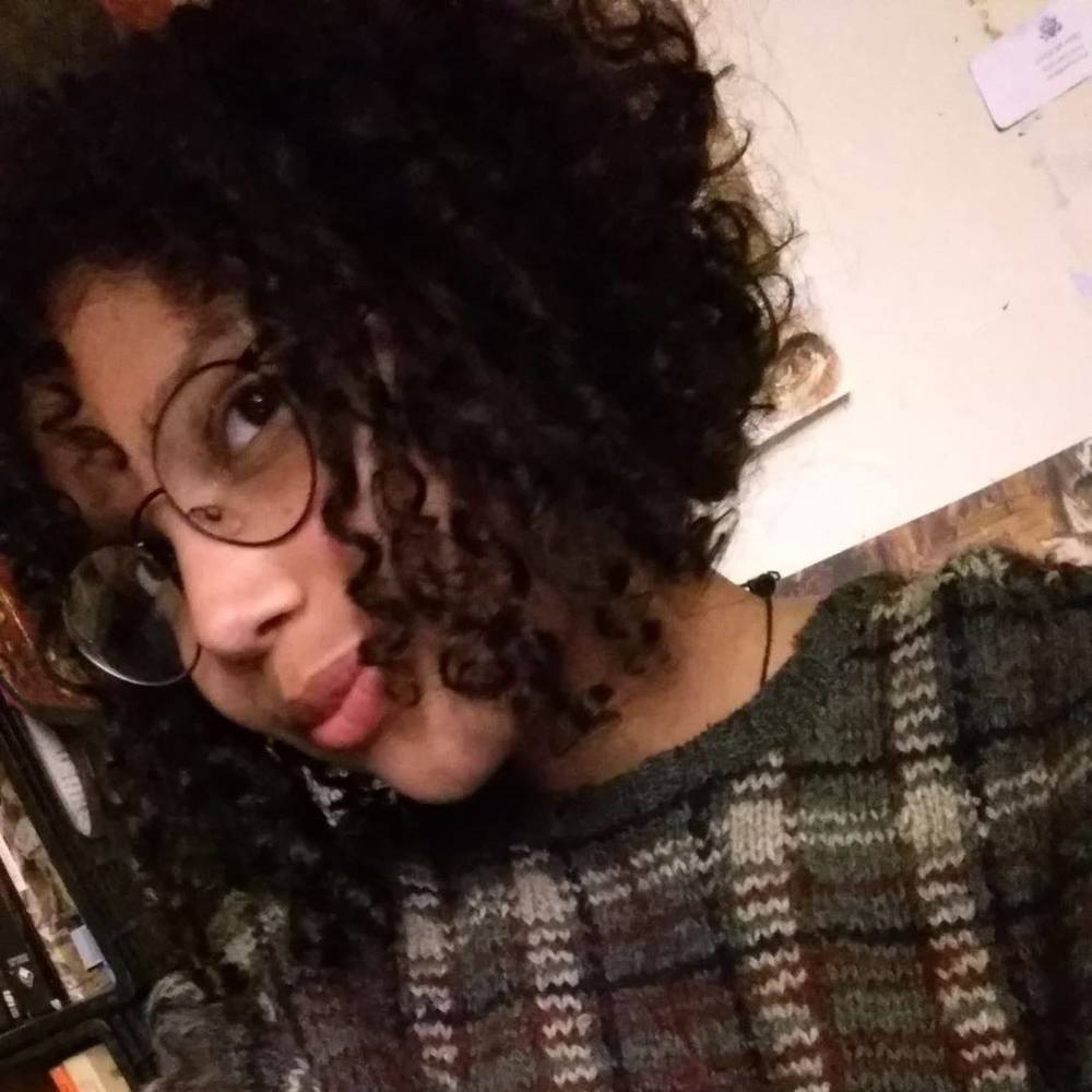 Meet your Posher, Leila